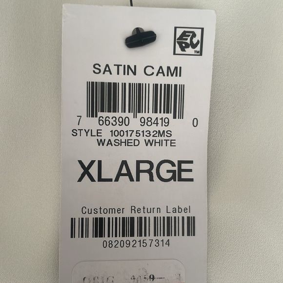 White cropped flowy satin cami - Picture 4 of 4